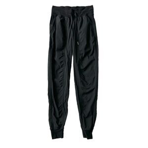 Lululemon Dance Studio Jogger in Black Swift Fabric Size 2